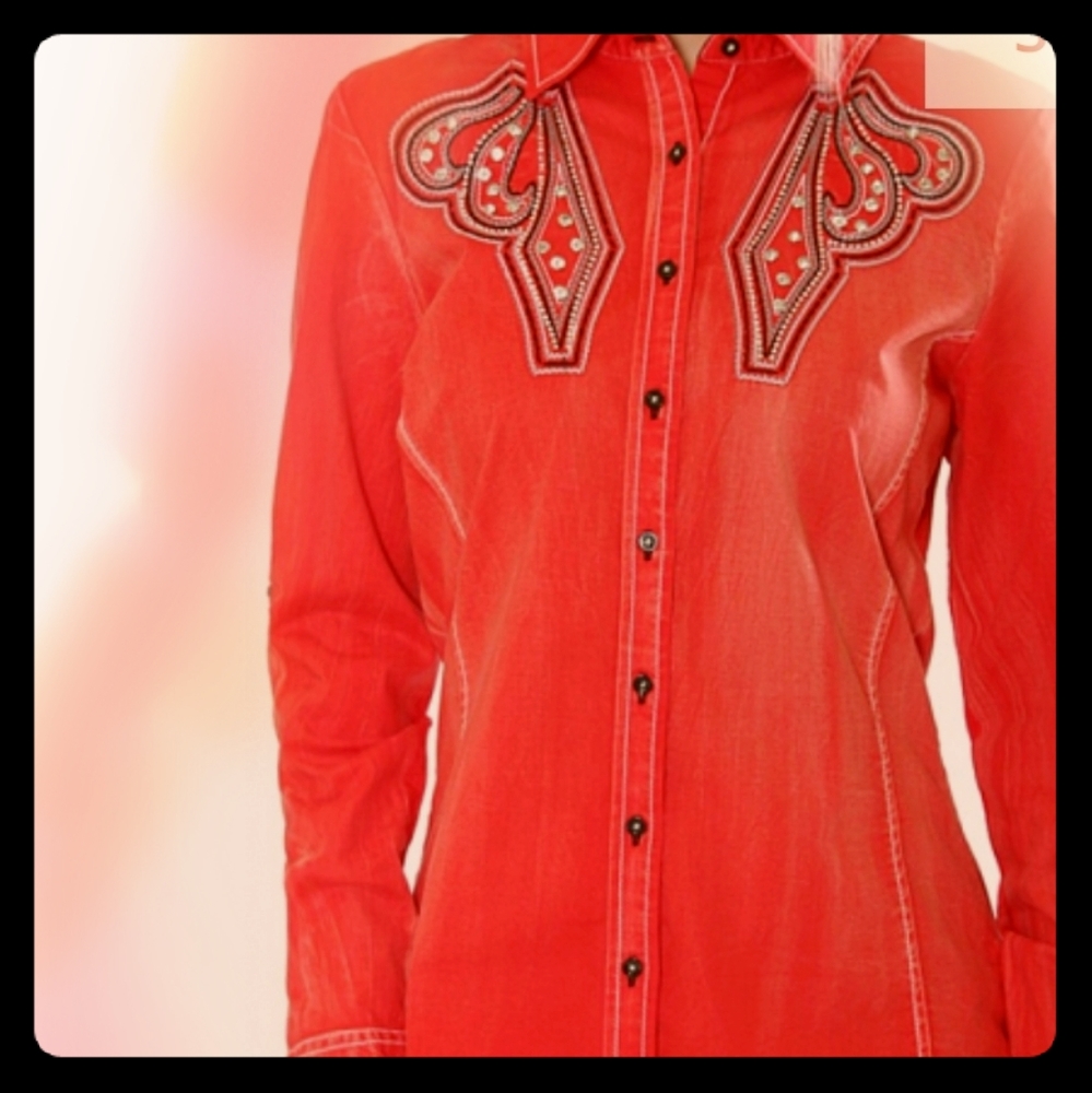 Long sleeve shirt